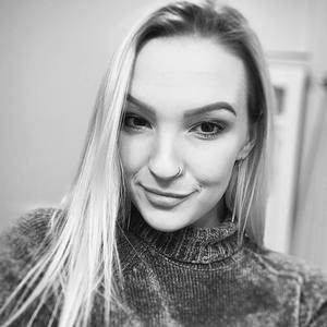 Meet your Posher, Michaela